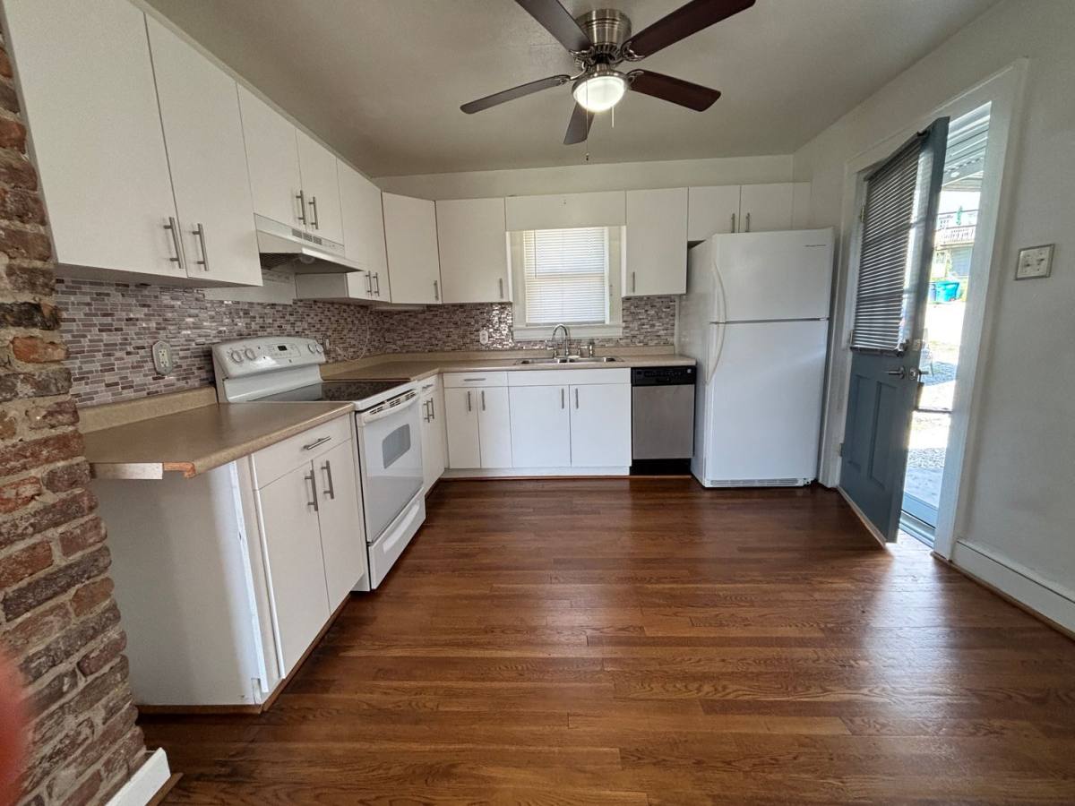 House for rent at 950 Morgan Ave SE, Roanoke, VA 24013