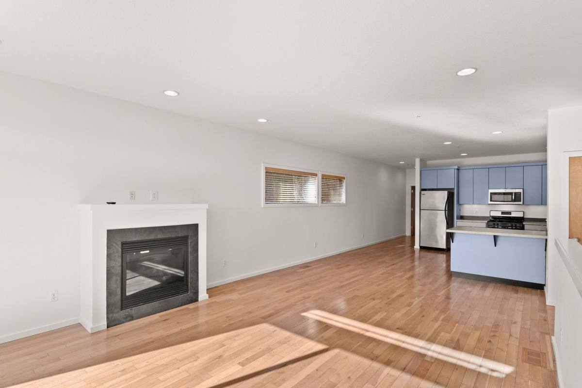 Condo for rent at 3220 N Michigan Ave, Portland, OR 97227