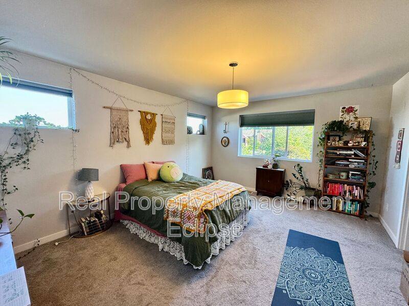 House for rent at 3424 159th Lane SW, Lynnwood, WA 98087