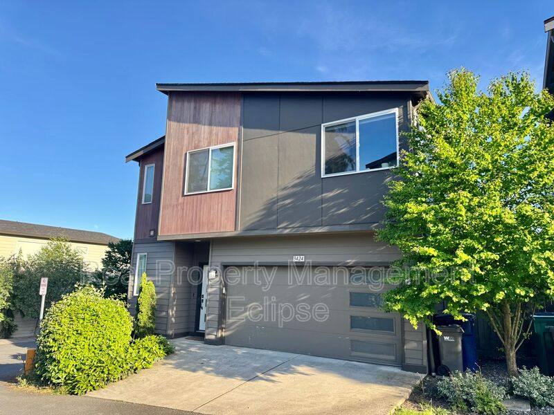 House for rent at 3424 159th Lane SW, Lynnwood, WA 98087