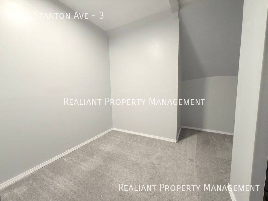 Apartment for rent at 2630 Stanton Ave #3, Cincinnati, OH 45206
