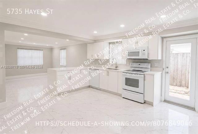 Apartment for rent at 5735 Hayes St, Hollywood, FL 33021