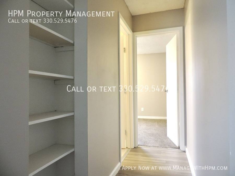 Apartment for rent at 1015 Howe Ave #20, Cuyahoga Falls, OH 44221
