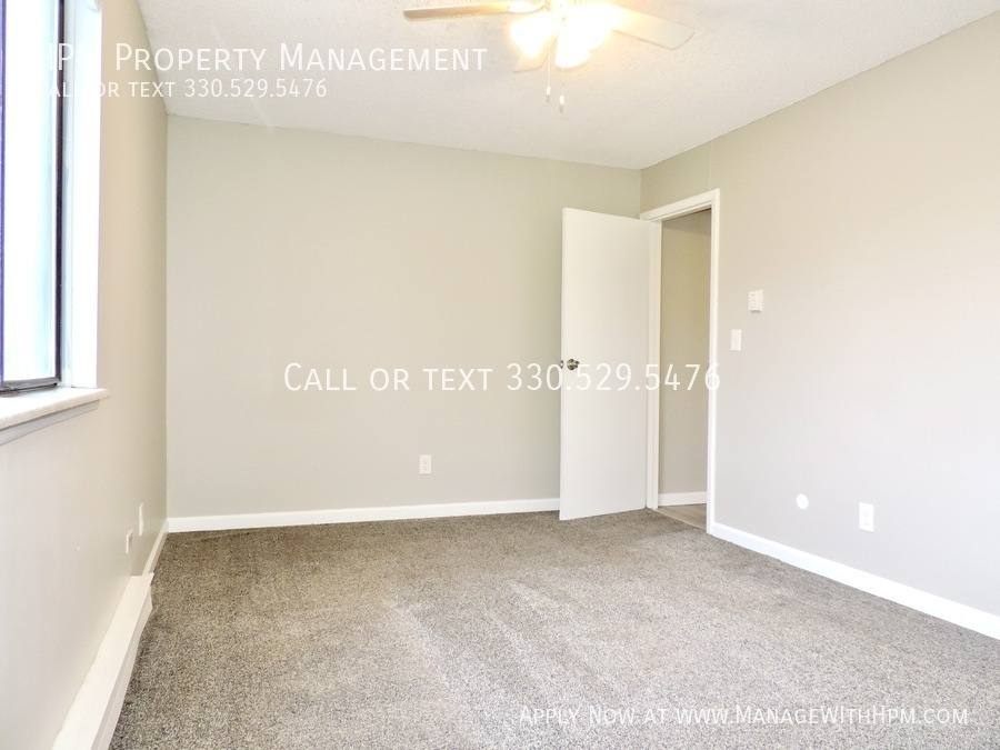 Apartment for rent at 1015 Howe Ave #20, Cuyahoga Falls, OH 44221