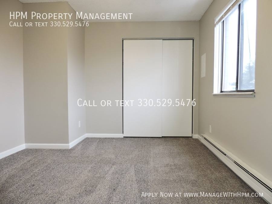 Apartment for rent at 1015 Howe Ave #20, Cuyahoga Falls, OH 44221