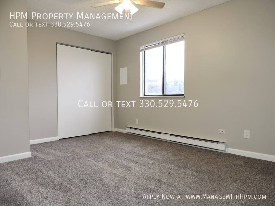 Apartment for rent at 1015 Howe Ave #20, Cuyahoga Falls, OH 44221