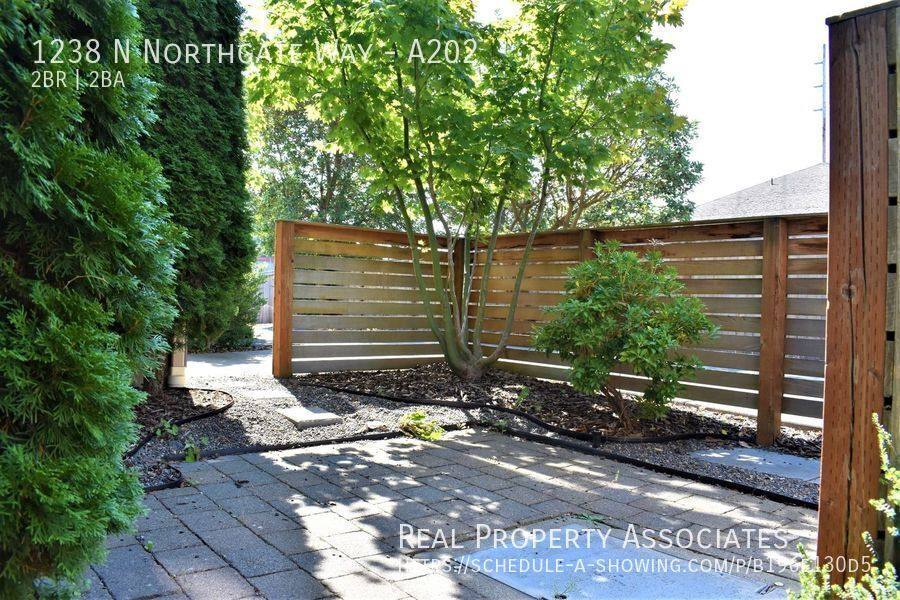 Townhouse for rent at 1238 N Northgate Way #A202, Seattle, WA 98133