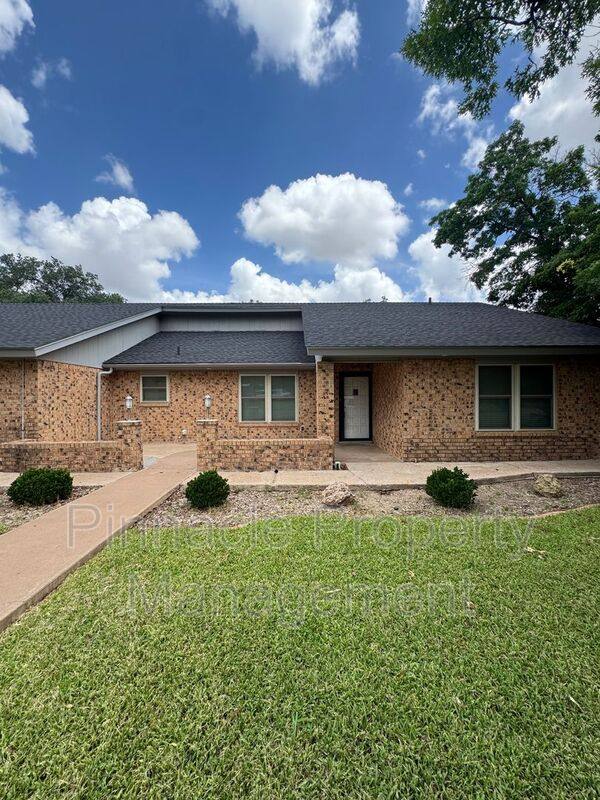 House for rent at 3330 Briargrove Lane, San Angelo, TX 76904