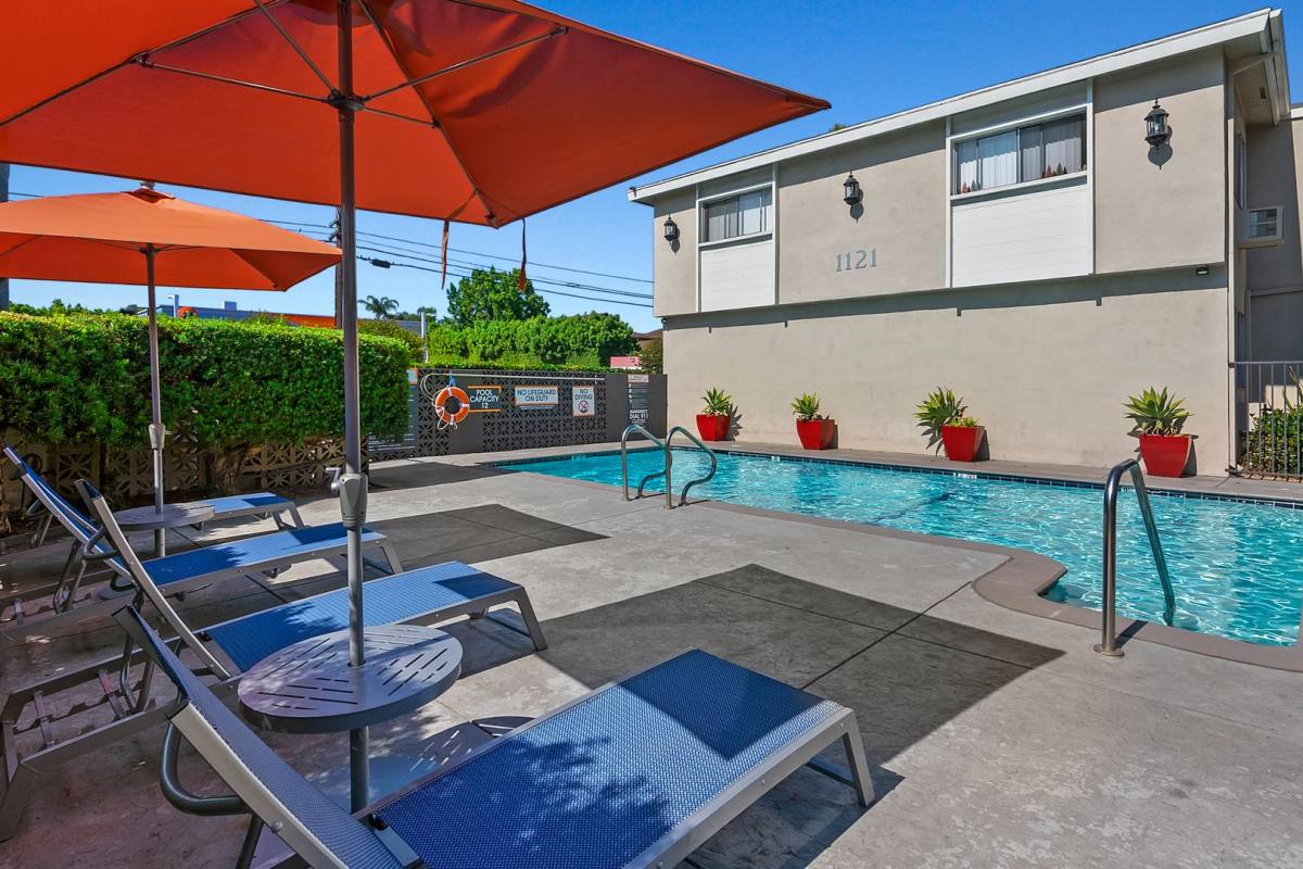 Apartment for rent at 1121 S Atlantic Ave, Alhambra, CA 91801