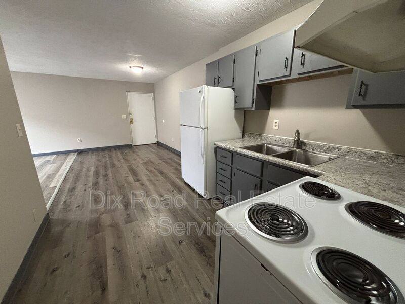 Apartment for rent at 430 Bellbrook Ave #10, Xenia, OH 45385