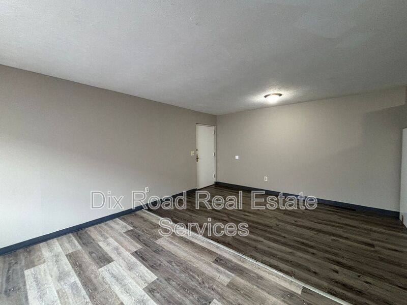 Apartment for rent at 430 Bellbrook Ave #10, Xenia, OH 45385
