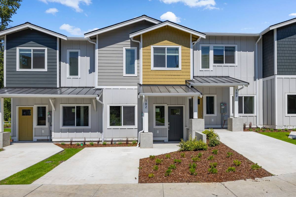 Townhouse for rent at 4020 Dewey Rd, Bellingham, WA 98226