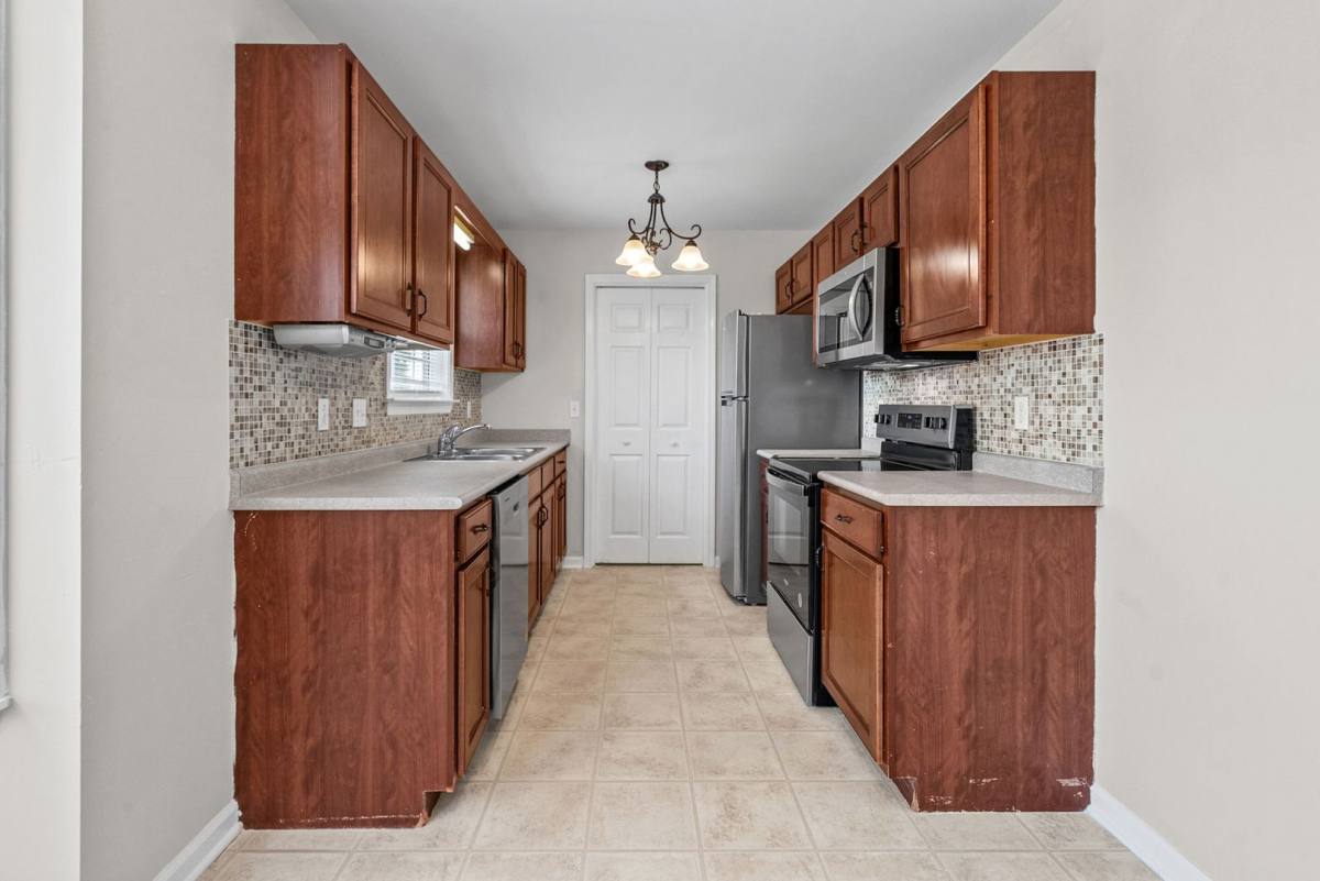 House for rent at 3865 Roscommon Way, Clarksville, TN 37040