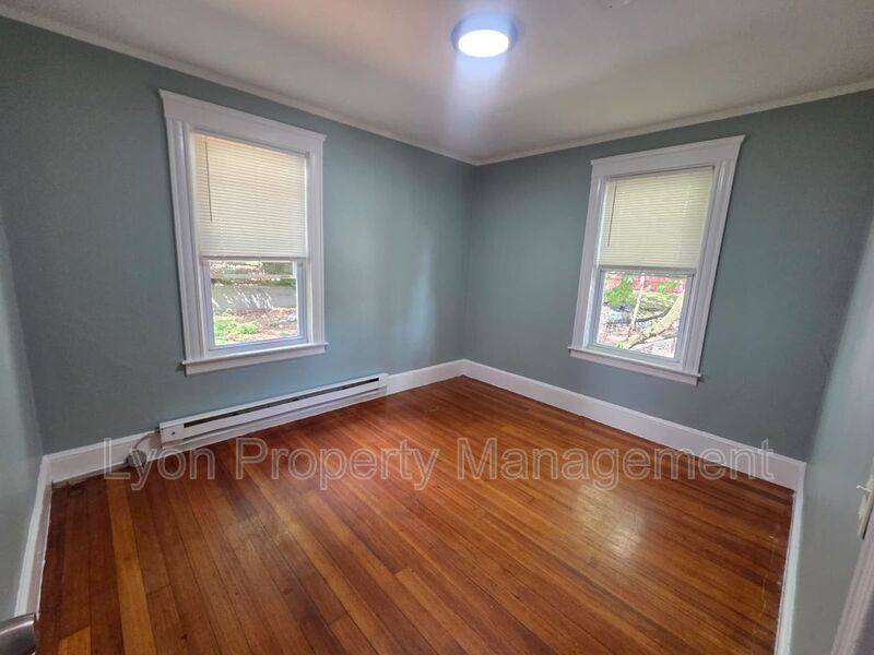 Apartment for rent at 88 Garfield Ave #6, Providence, RI 02908