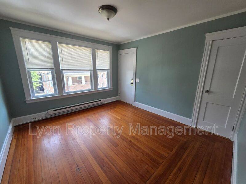 Apartment for rent at 88 Garfield Ave #6, Providence, RI 02908