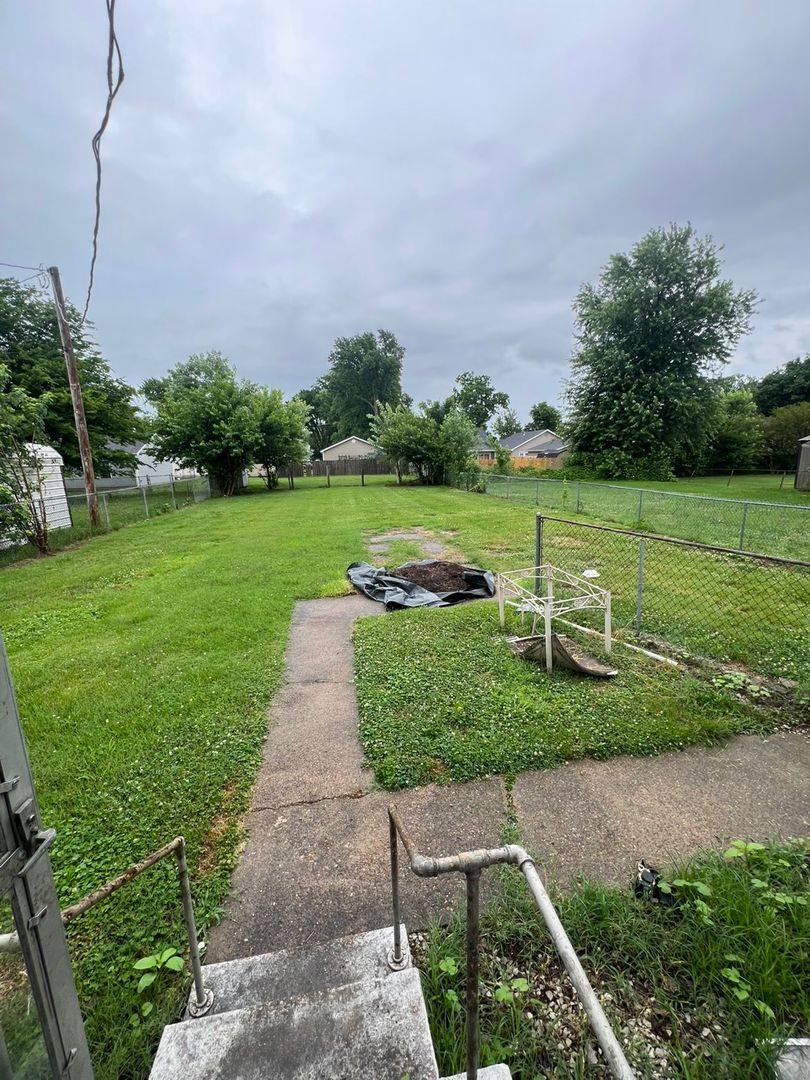 House for rent at 1405 Rose Ave, Owensboro, KY 42301