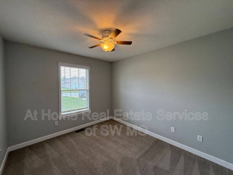 House for rent at 2977 W Lasalle St, Springfield, MO 65807