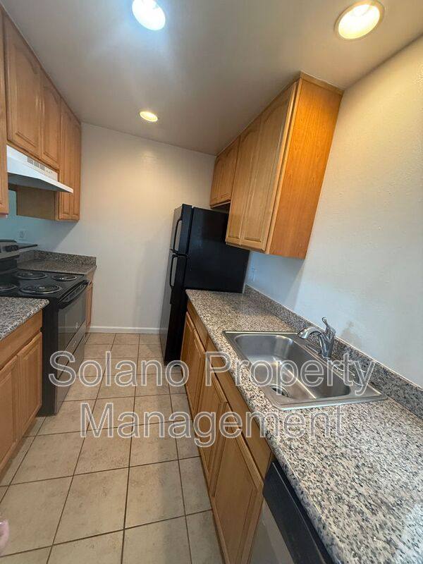 Apartment for rent at 409 Taylor St #8, Fairfield, CA 94533