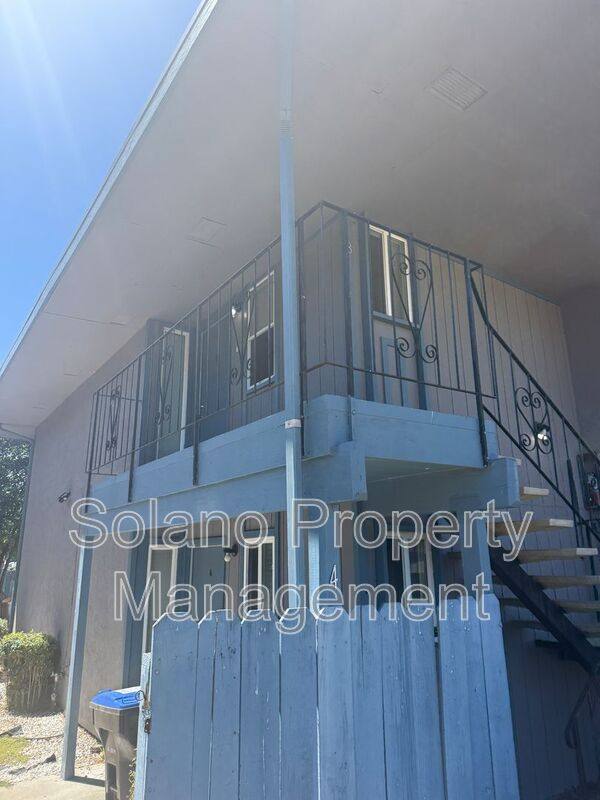 Apartment for rent at 409 Taylor St #8, Fairfield, CA 94533