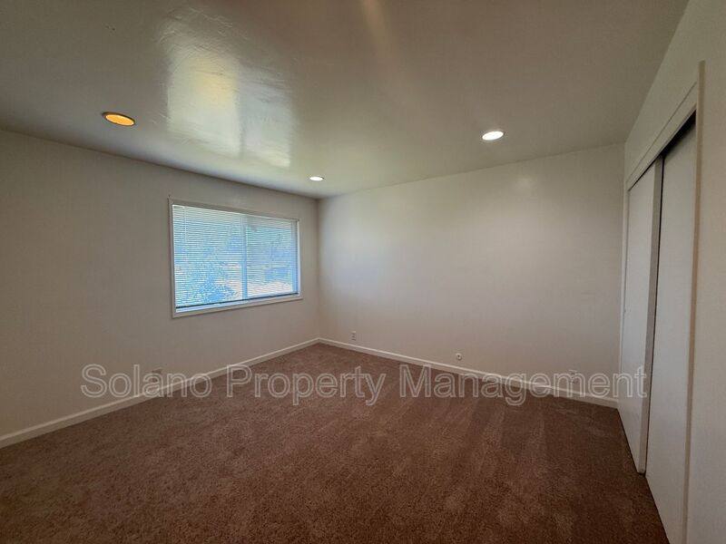 Apartment for rent at 409 Taylor St #8, Fairfield, CA 94533
