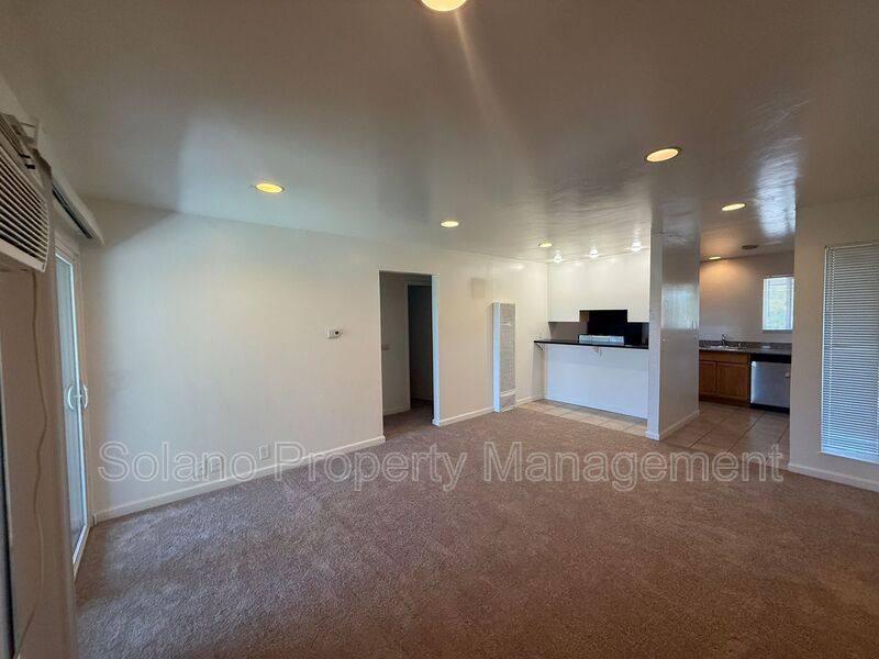 Apartment for rent at 409 Taylor St #8, Fairfield, CA 94533