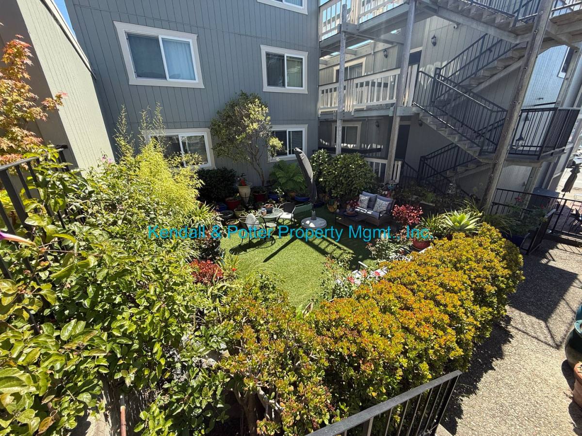 Apartment for rent at 200 5th Ave #4, Santa Cruz, CA 95062