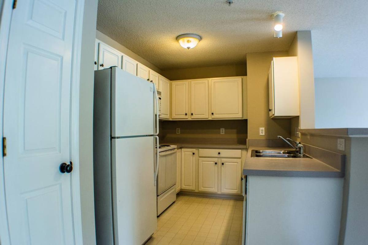 Condo for rent at 624 Ivy Glen Dr, Winston Salem, NC 27127