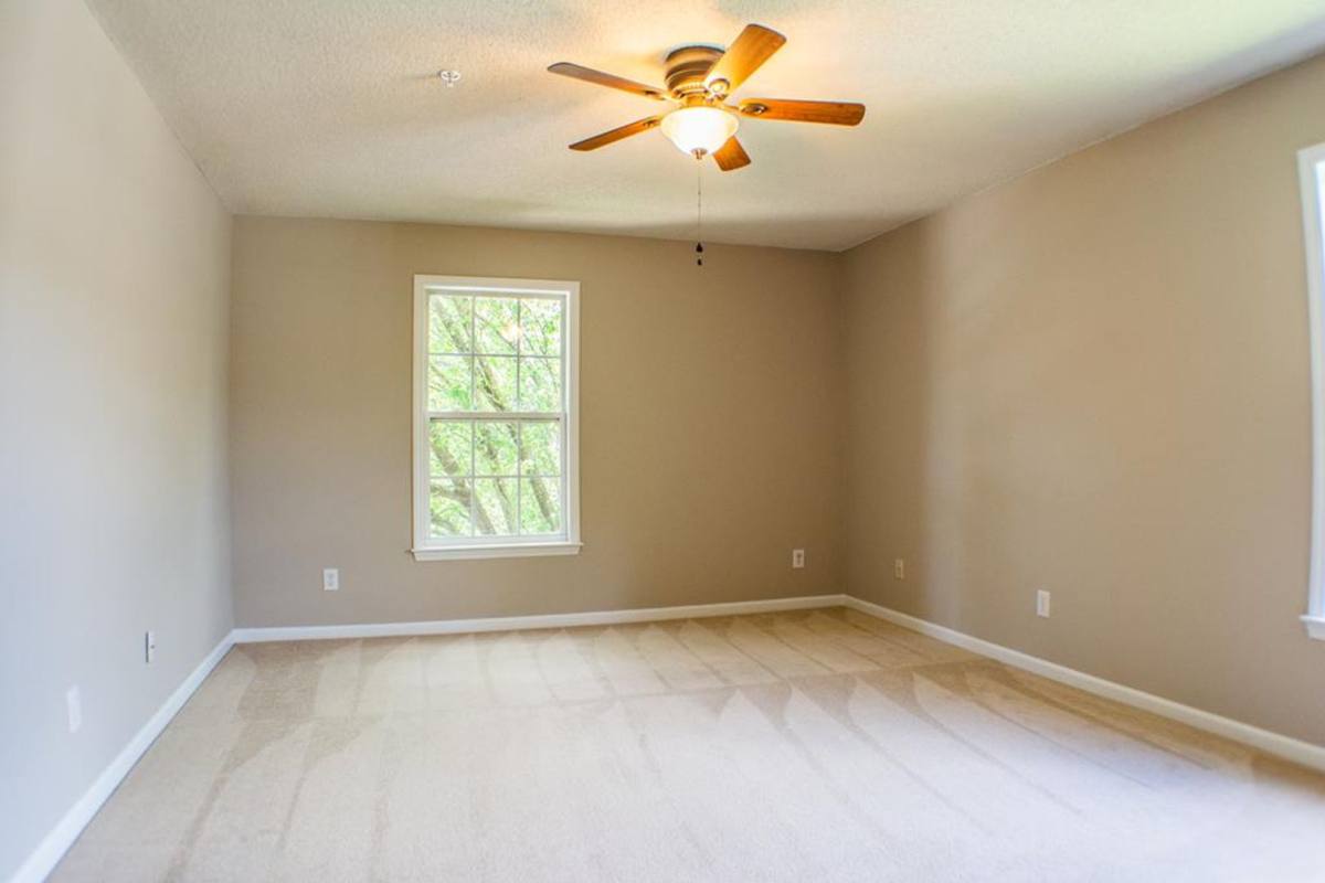 Condo for rent at 624 Ivy Glen Dr, Winston Salem, NC 27127