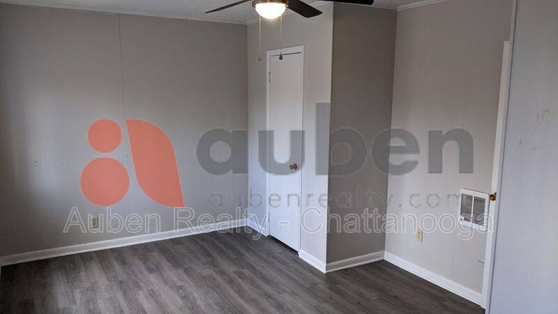 Apartment for rent at 566 Julian Rd, Ringgold, GA 30736