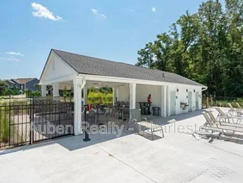 Townhouse for rent at 365 Spindlewood Way, Charleston, SC 29414