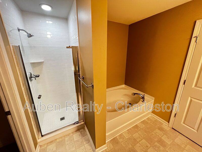 Townhouse for rent at 226 S Lamplighter Lane, Summerville, SC 29486
