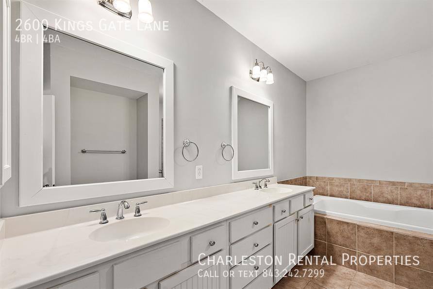 Townhouse for rent at 2600 Kings Gate Lane, Mount Pleasant, SC 29466