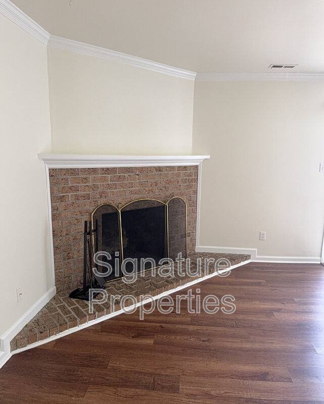 Townhouse for rent at 913 Ewell Rd, Virginia Beach, VA 23455