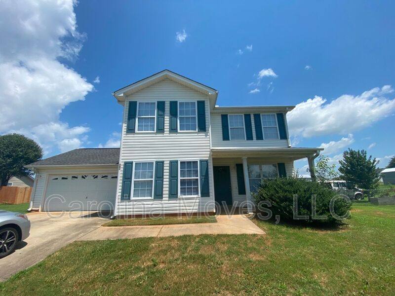 House for rent at 204 Reidville Rd, Williamston, SC 29697