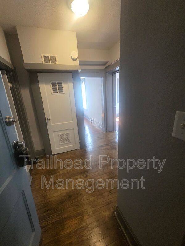 Apartment for rent at 3227 Central St #6, Kansas City, MO 64111
