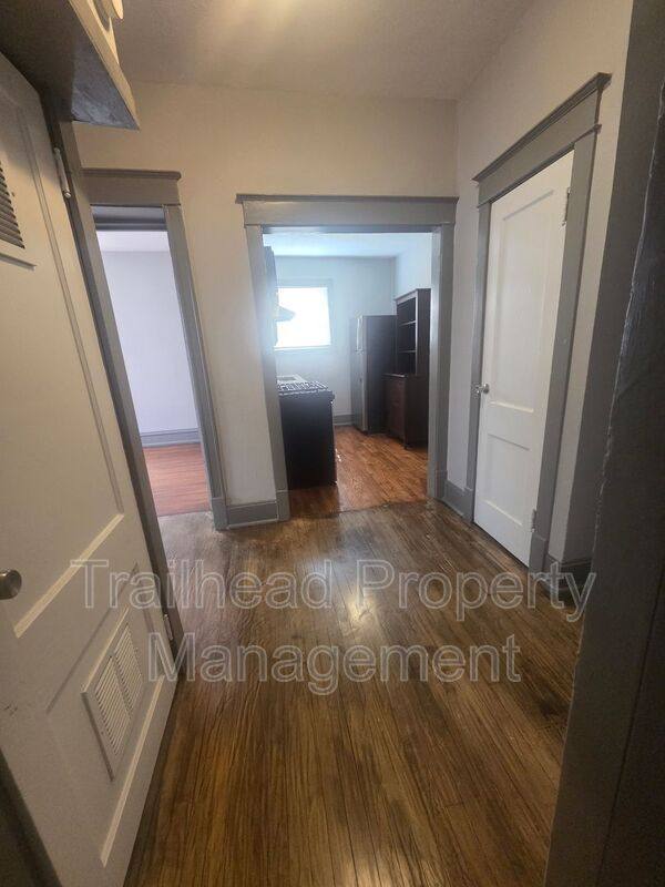 Apartment for rent at 3227 Central St #6, Kansas City, MO 64111