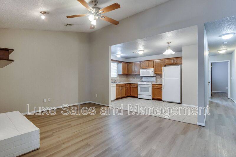 House for rent at 12316 SW 14th St, Yukon, OK 73099
