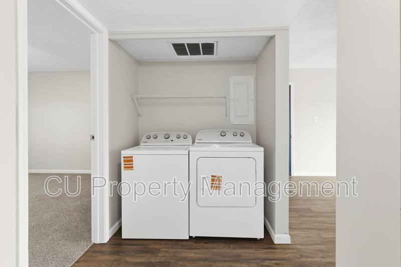 Apartment for rent at 1605 N Willow Rd #213, Urbana, IL 61801