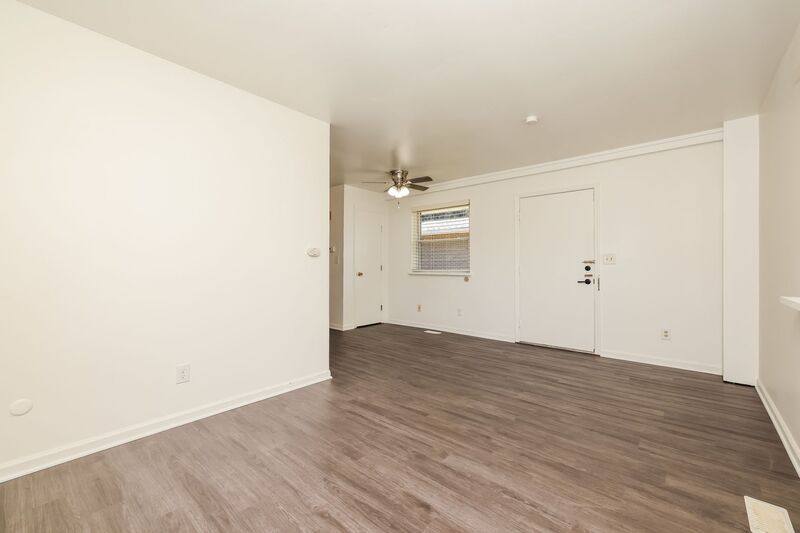 Apartment for rent at 2400-2406 Red Coach Dr, Springfield, OH 45503