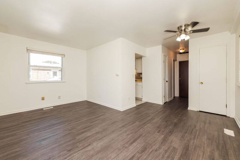 Apartment for rent at 2400-2406 Red Coach Dr, Springfield, OH 45503