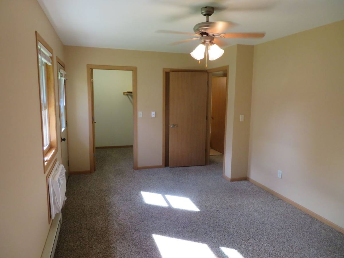 Apartment for rent at 207 201 125 121 Park Ave, Hartford, WI 53027
