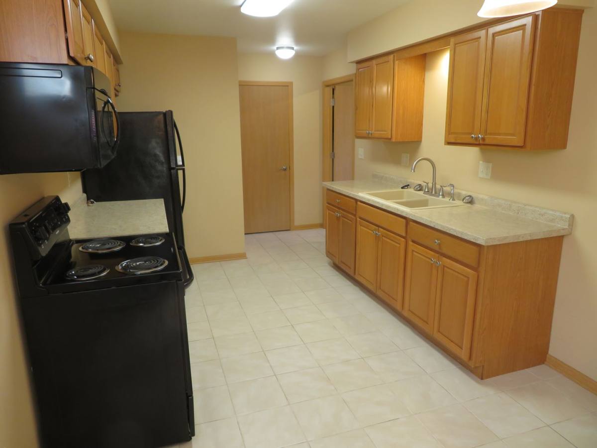 Apartment for rent at 207 201 125 121 Park Ave, Hartford, WI 53027