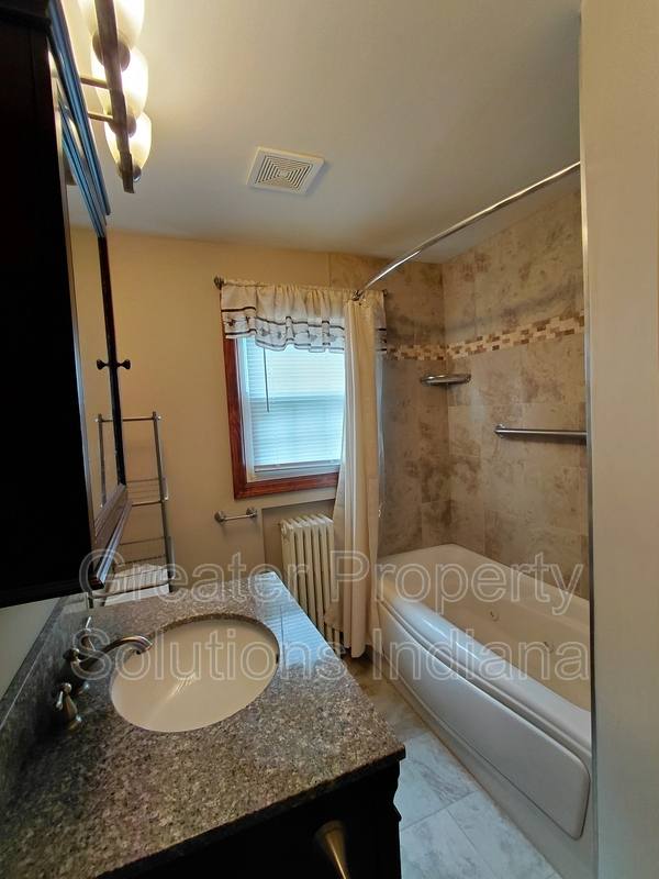 House for rent at 625 E S St, Crown Point, IN 46307