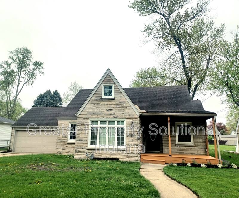 House for rent at 625 E S St, Crown Point, IN 46307