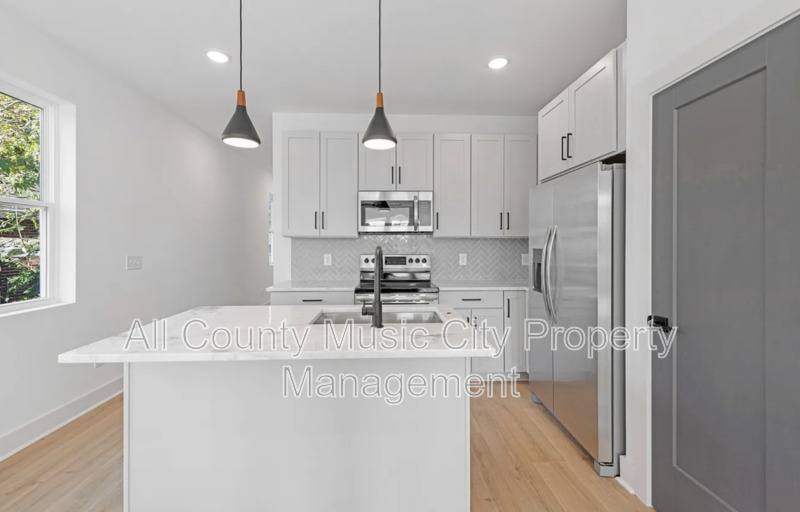 House for rent at 204B Alta Loma Rd, Madison, TN 37115