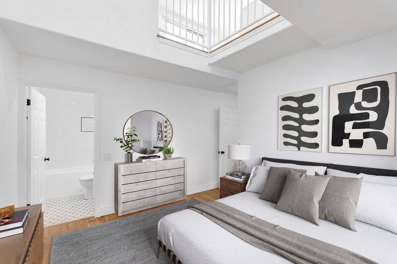 Townhouse for rent at 1827 Wilcox Ave #111, Los Angeles, CA 90028