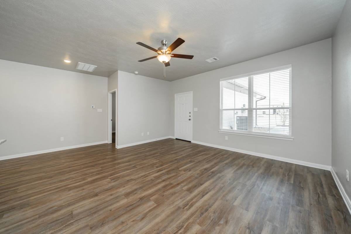 Townhouse for rent at 1121 Trellis Pass #1, Brenham, TX 77833