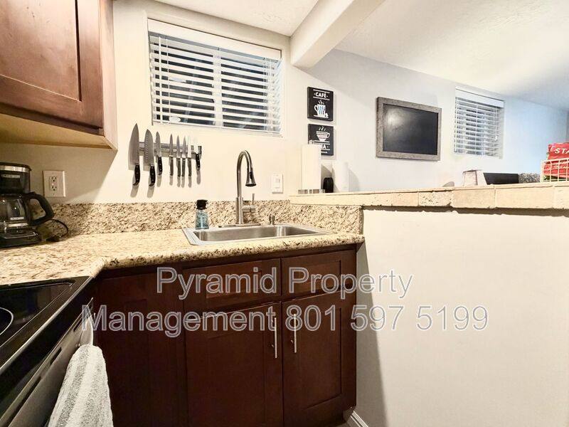 House for rent at 1994-1996 McClelland St 1994, Salt Lake City, UT 84105