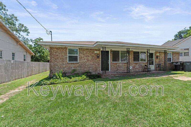 Apartment for rent at 2012 Wrightsboro Rd, Augusta, GA 30904