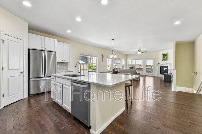 House for rent at 7956 S Grand Baker Way, Aurora, CO 80016